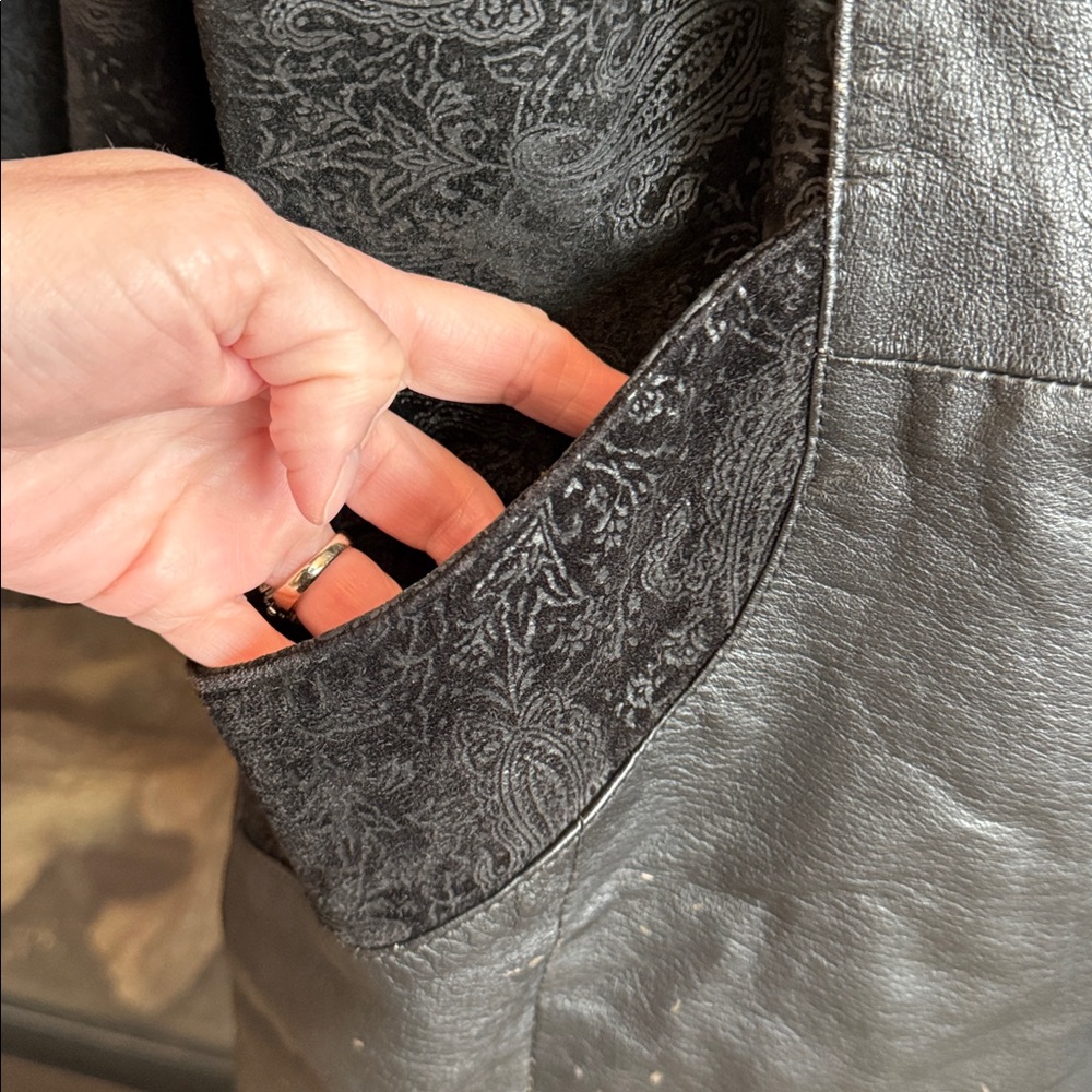 Wilson black leather jacket paisley burnout 80s 90s Whimsigoth dark romantic S - Picture 6 of 16